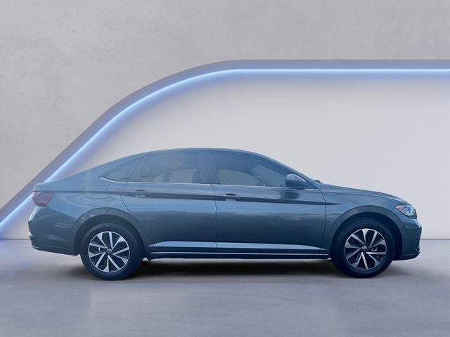 2022 Volkswagen Jetta — interior view